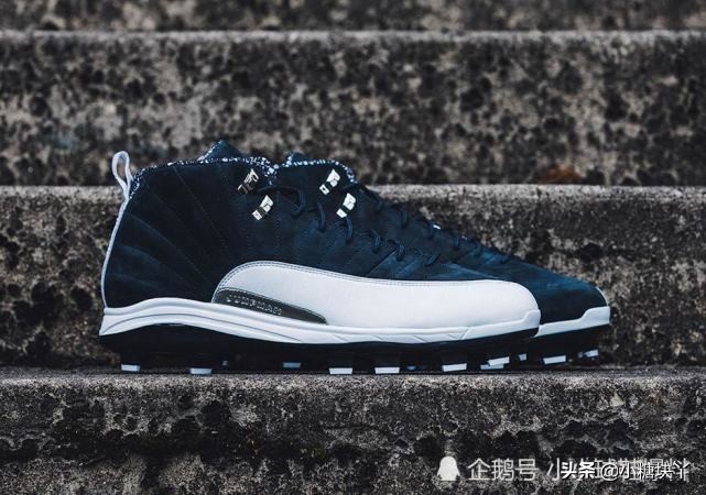 aj复古篮球鞋灰白蓝,不一样颜色的aj