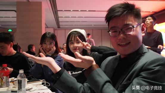 永不独行gai现场版,永不独行gai和艾热关键词