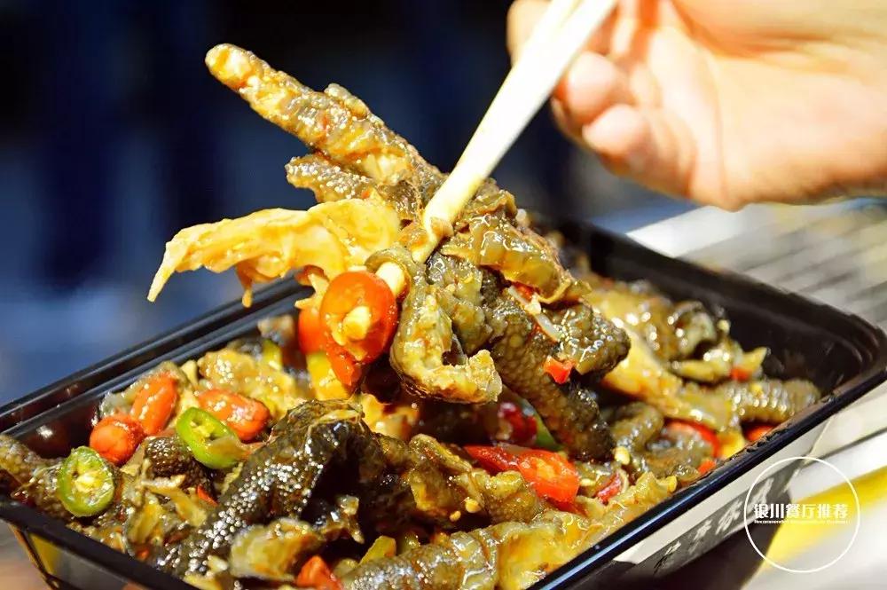 银川新夜市排队神小吃,银川新夜市排队人气小吃