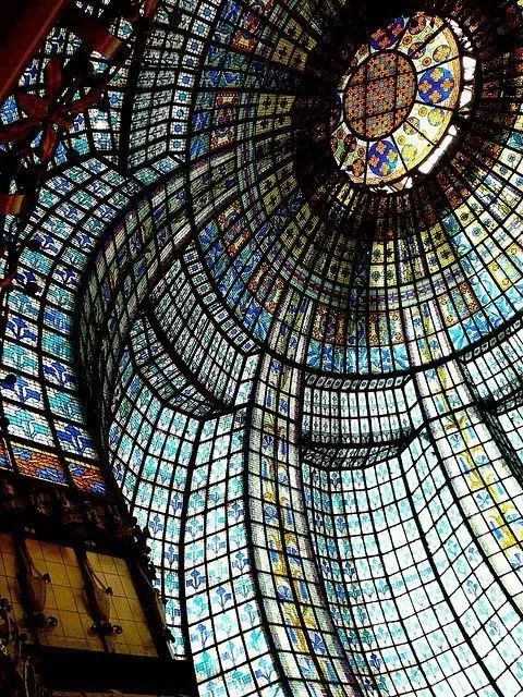 法国老佛爷百货商店完整版,巴黎老佛爷百货自由行热门攻略