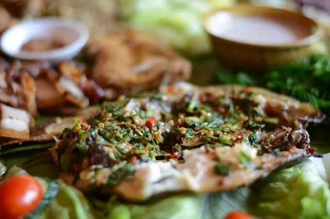 一处小众目的地！这里有酸汤辣子蘸出来的美味，吃一口就丢魂！