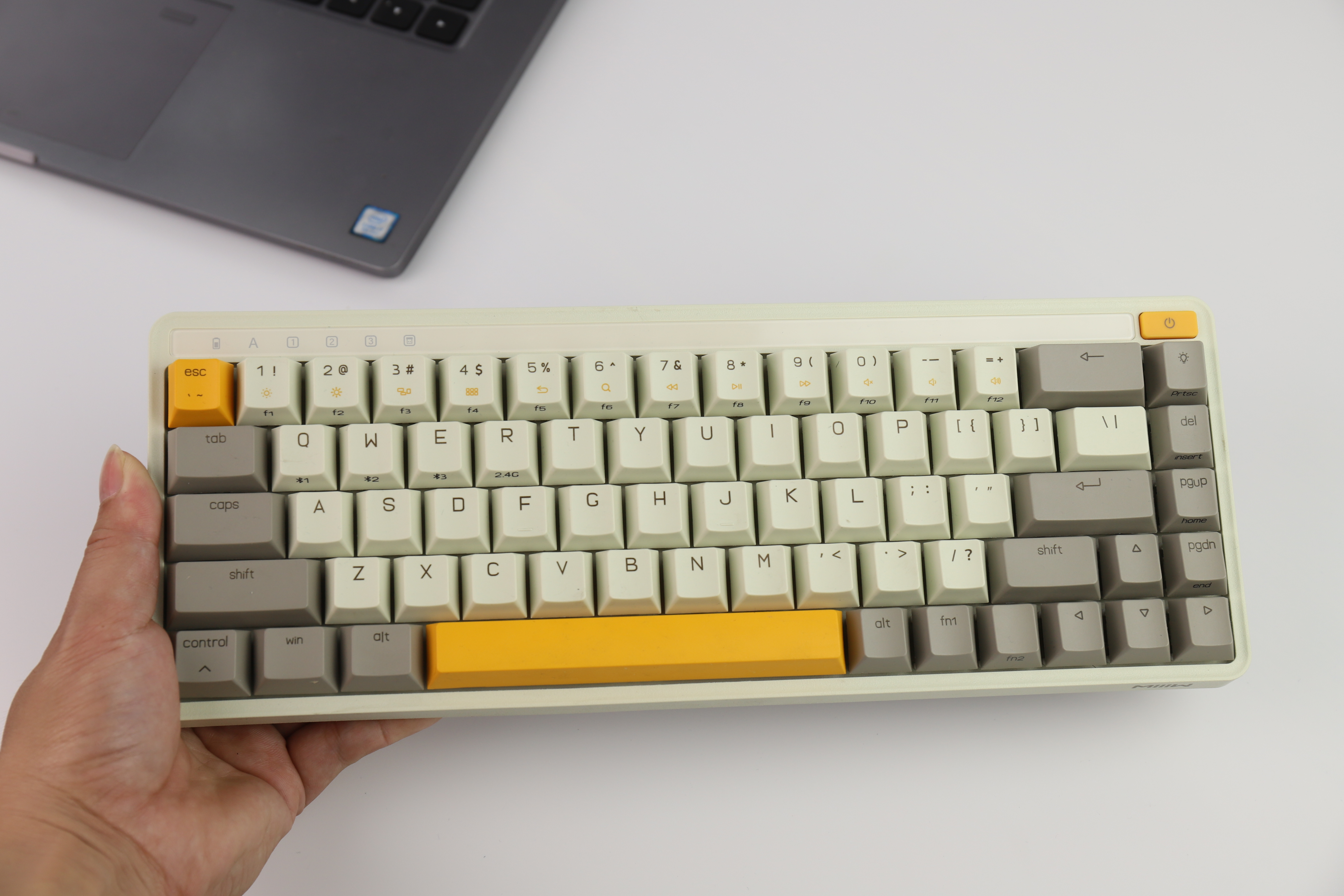 米物art三模机械键盘体验,米物art68键盘