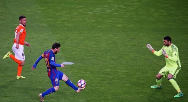 怎样阻挡梅西,如何阻挡球员进攻