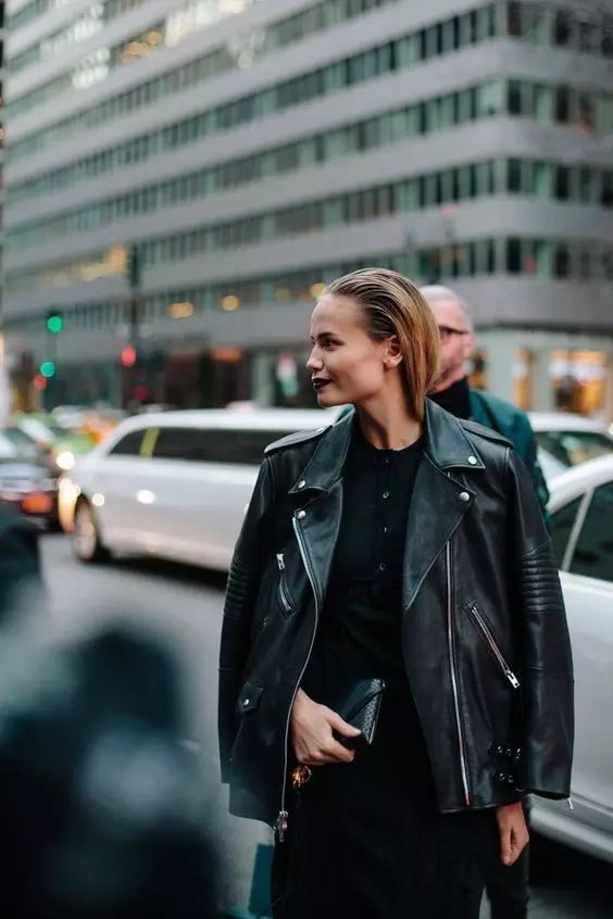 为什么不建议穿机车皮衣 (机车皮衣怎么选适合自己)