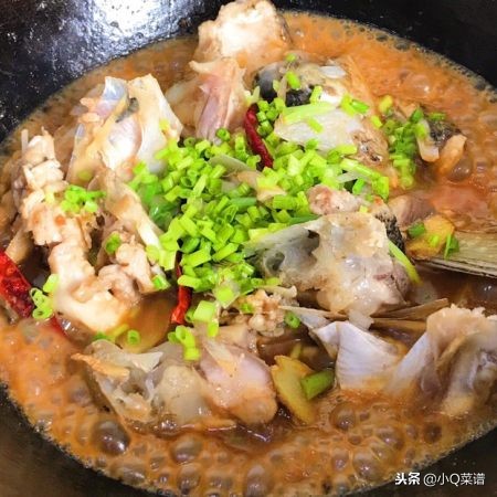 干锅鱼头家常做法简单又好吃,干锅鱼头的做法大全图解窍门