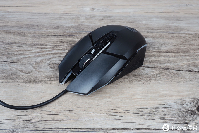 达尔优cm630牧马人轻量化鼠标,达尔优牧马人5代有鼠标宏吗