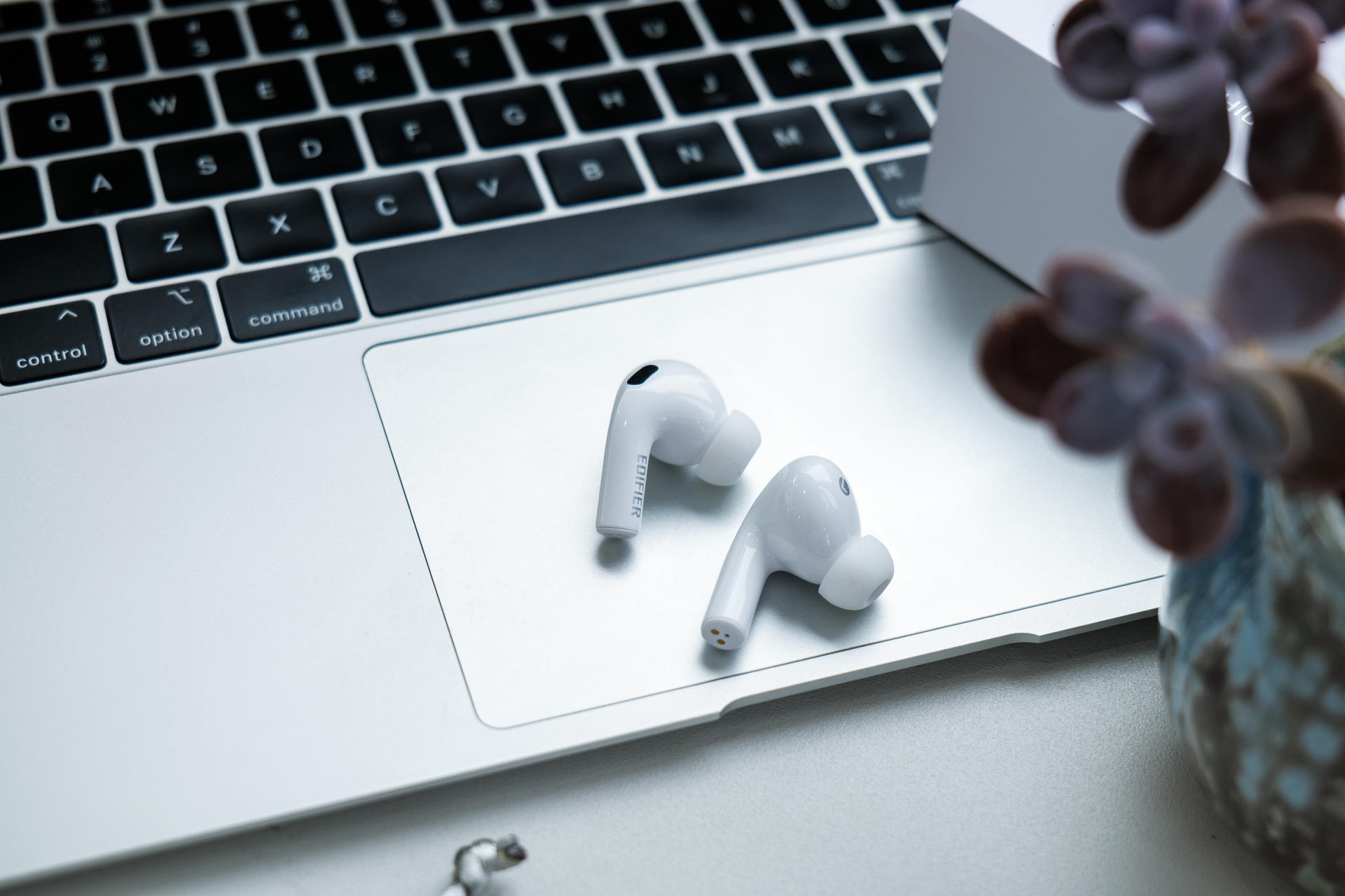 漫步者蓝牙耳机xpods开箱视频,漫步者学生版儿童蓝牙耳机测评