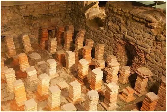 巴斯小镇古罗马浴场,巴斯古罗马浴场现在还存在吗