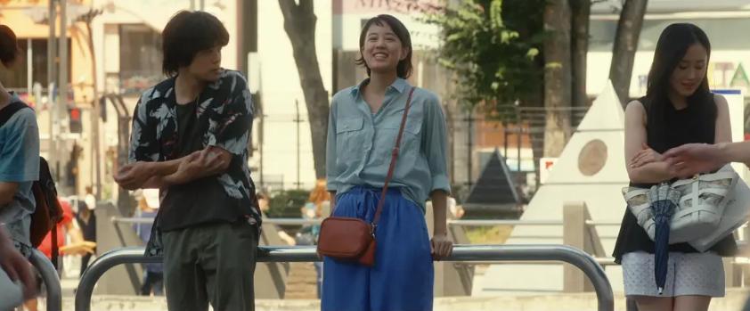 日影《夜空总有最大密度的蓝色》现实主义电影让人孤独