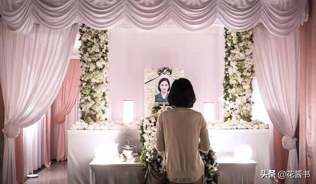 《无声告白》:16岁少女自杀成谜,撕开了病态家庭的欲望呐喊