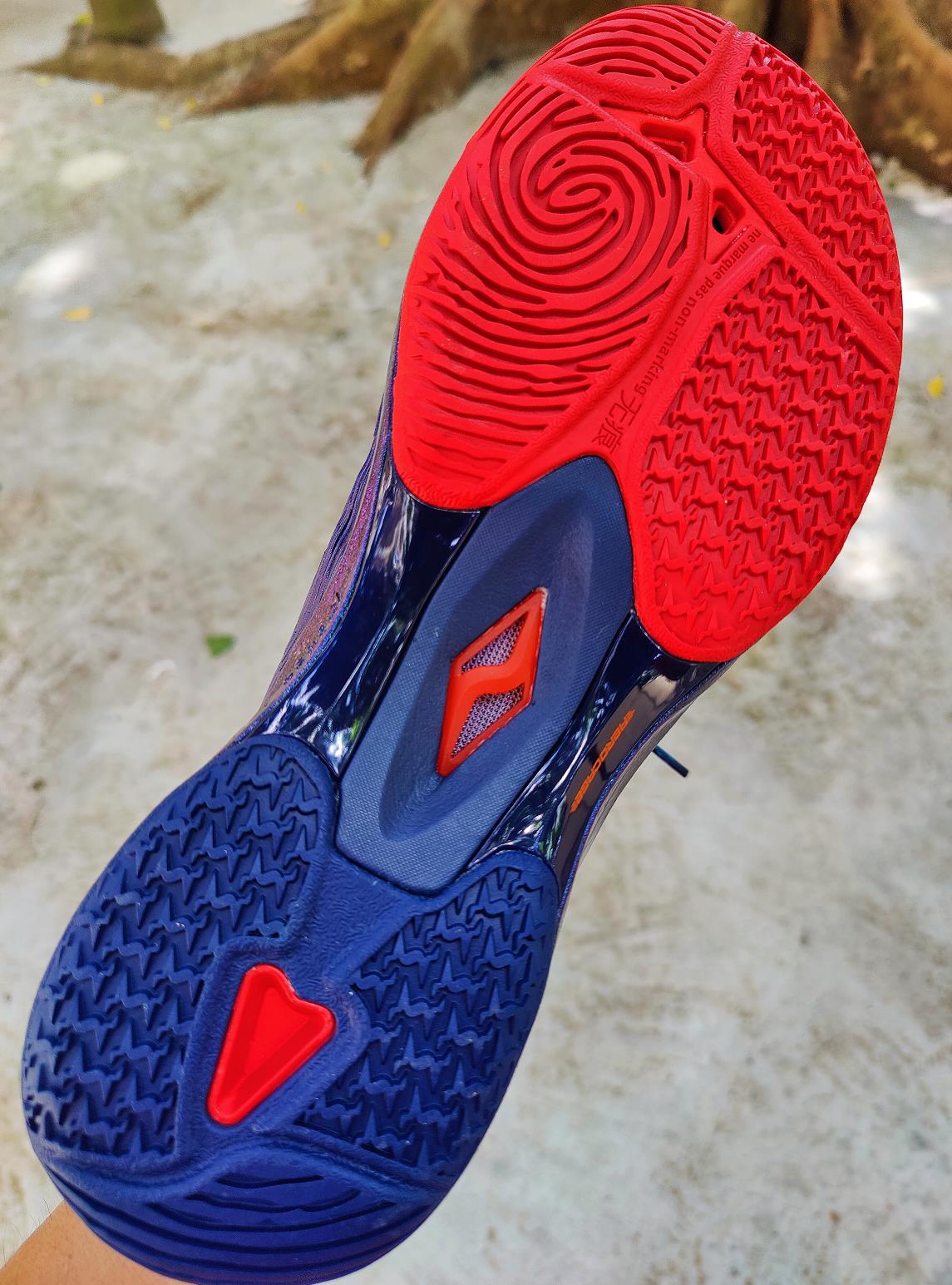 迪卡侬bs990pro球鞋测评,迪卡侬升级轻盈鞋测评