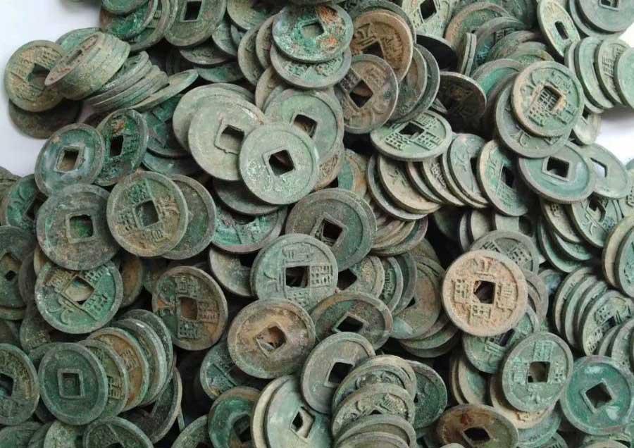 开元通宝的铸造年代及铸造背景,如何鉴别开元通宝鎏金版