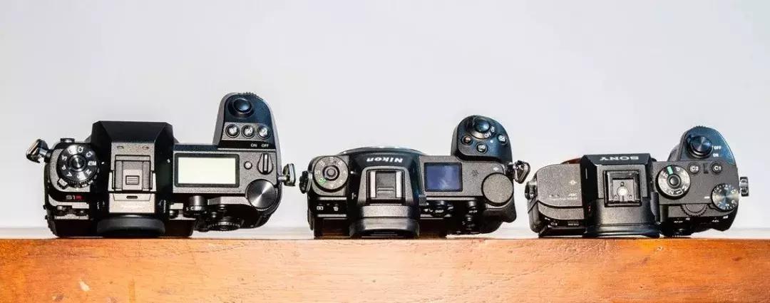 松下尼康索尼,松下vs尼康