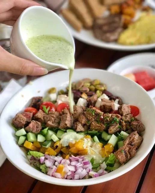 今天愉快地减肥了吗，为你送上魔都“吃草”地图！