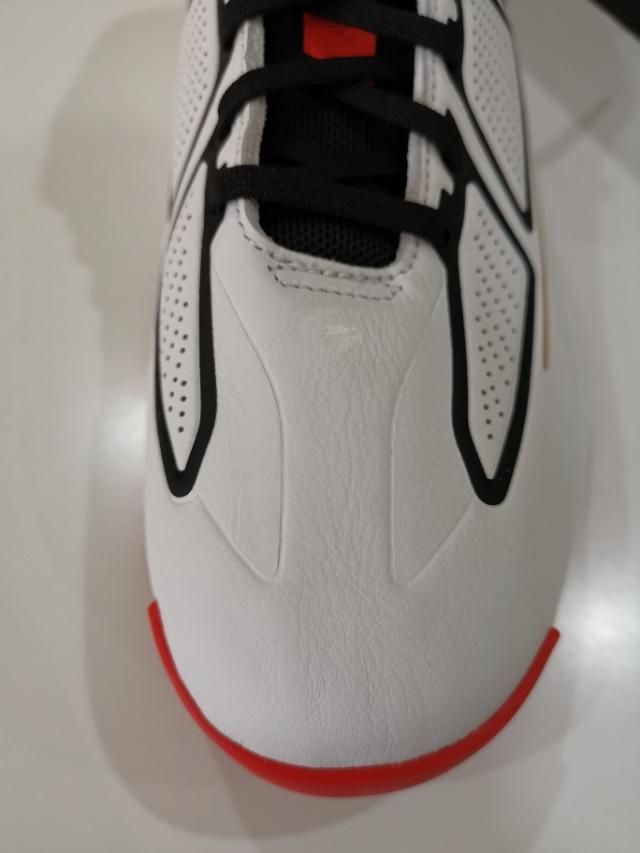 罗斯10玫瑰10年配色,玫瑰10年篮球鞋