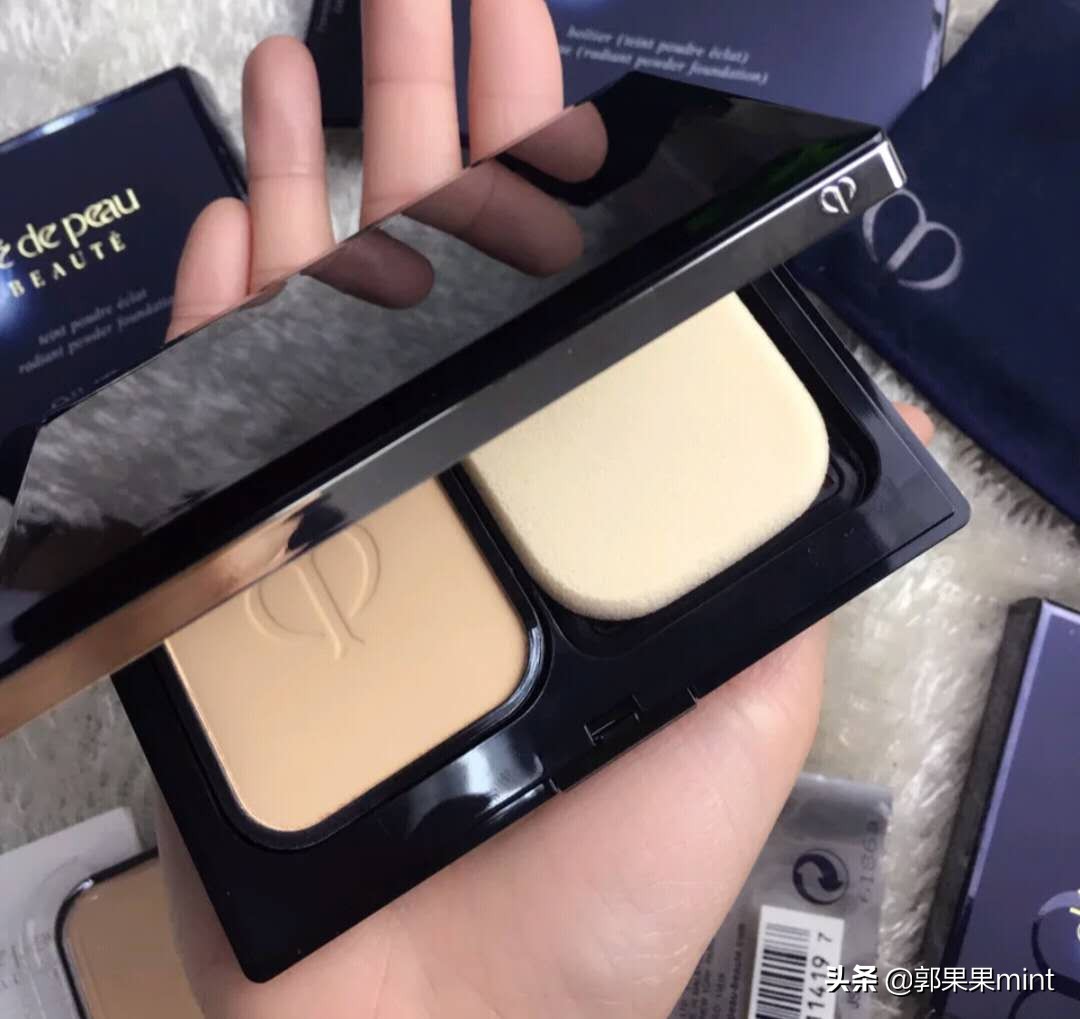 夏天适合裸妆的控油粉饼,夏季美白粉饼控油不脱妆