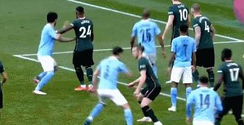 复盘曼城对皇马,曼城5:1狼斯特林错失机会