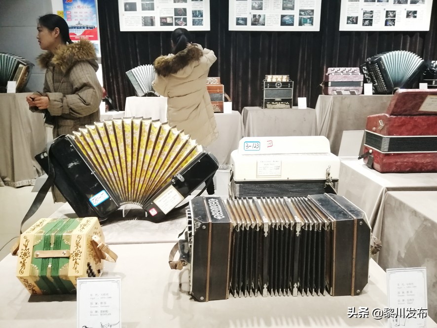 手风琴博物馆的时光印记,新疆塔城手风琴博物馆投票