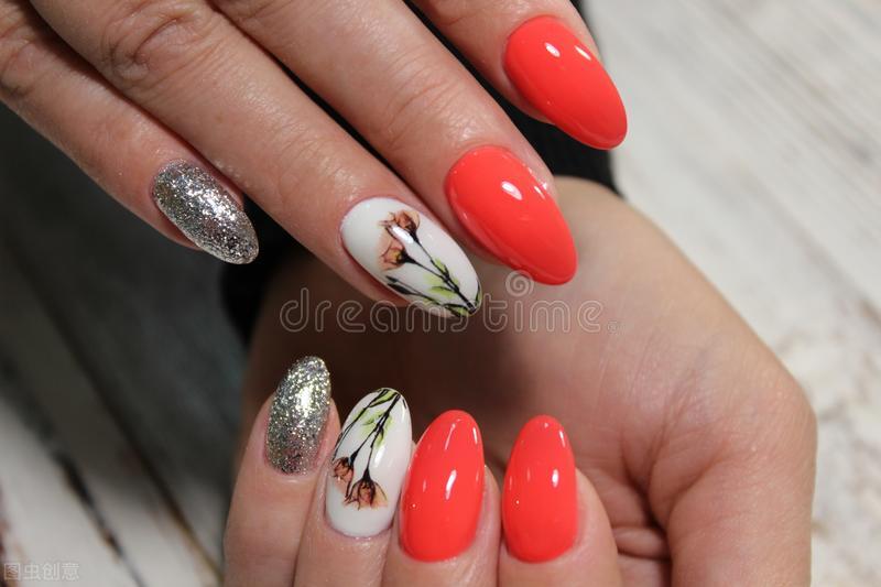 有言有味说单词（五百六十五讲）有言有味“化妆品”