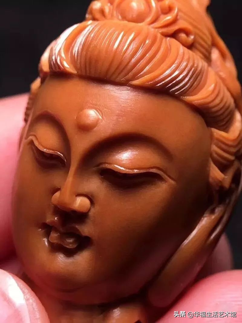 一串好的橄榄核雕如何选择颜色呢,想玩橄榄核雕你需要先了解这些