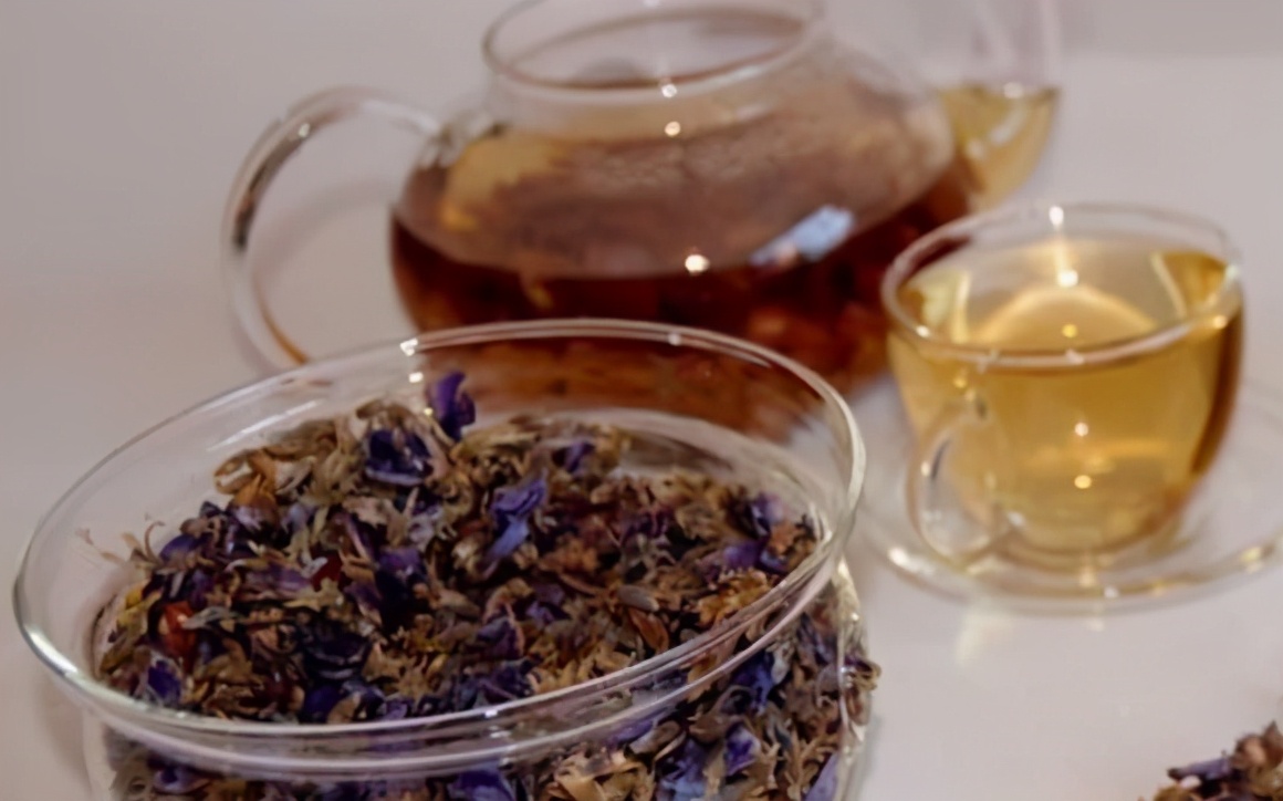 脾胃虚弱会导致眼袋肿吗,脾虚眼睛红肿眼袋发黑