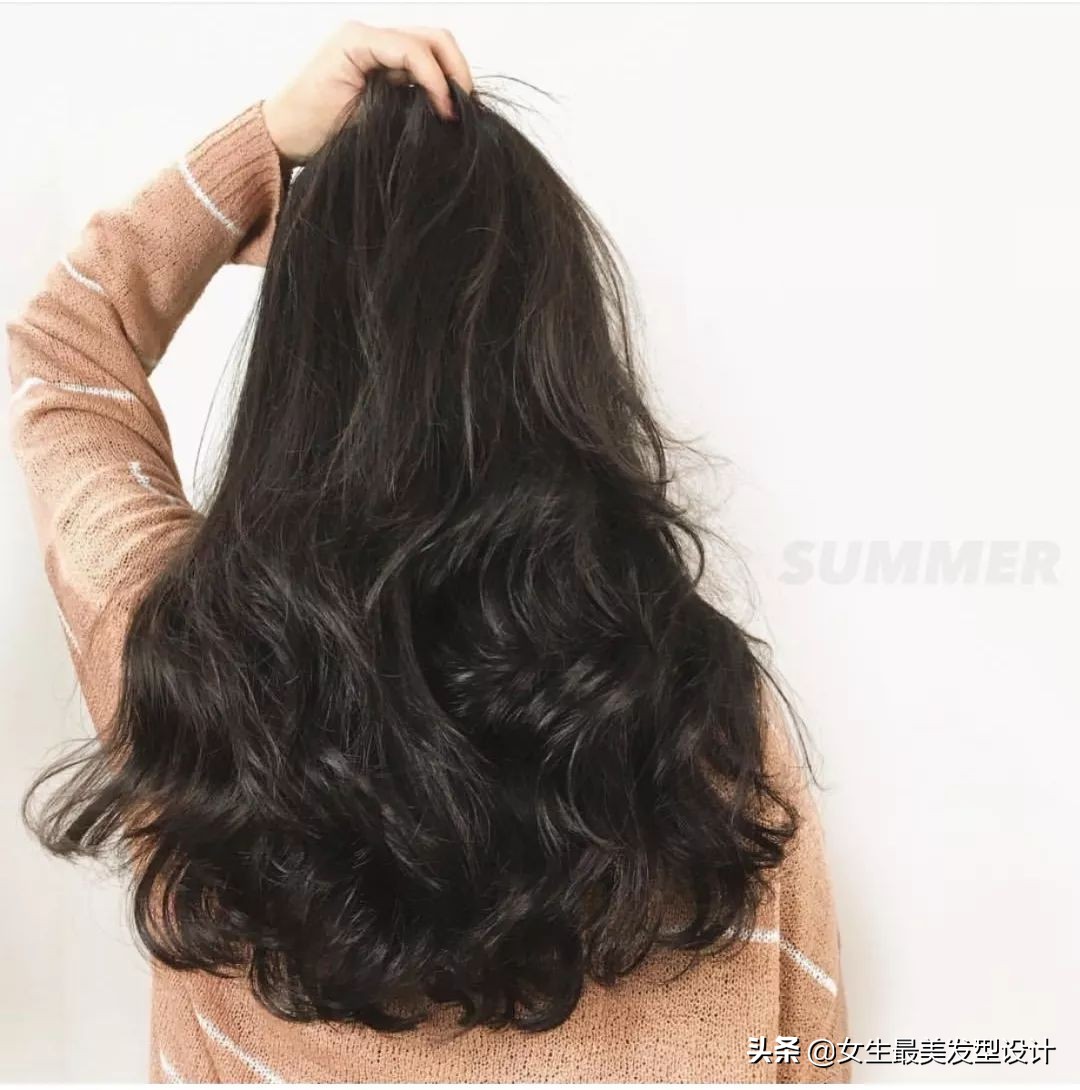 烫发中长内扣怎么打理,烫发女生推荐中长好打理