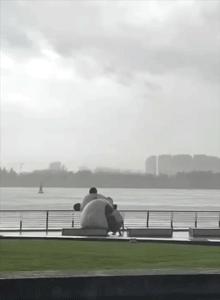 熊猫拿铁刷爆朋友圈，MANNERX野兽派联名凭什么让人失控？