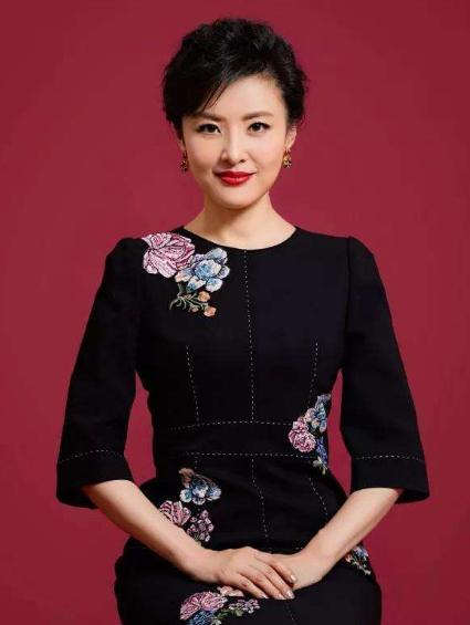 赵薇蒋雯丽长相分析,蒋雯丽比赵薇大10岁