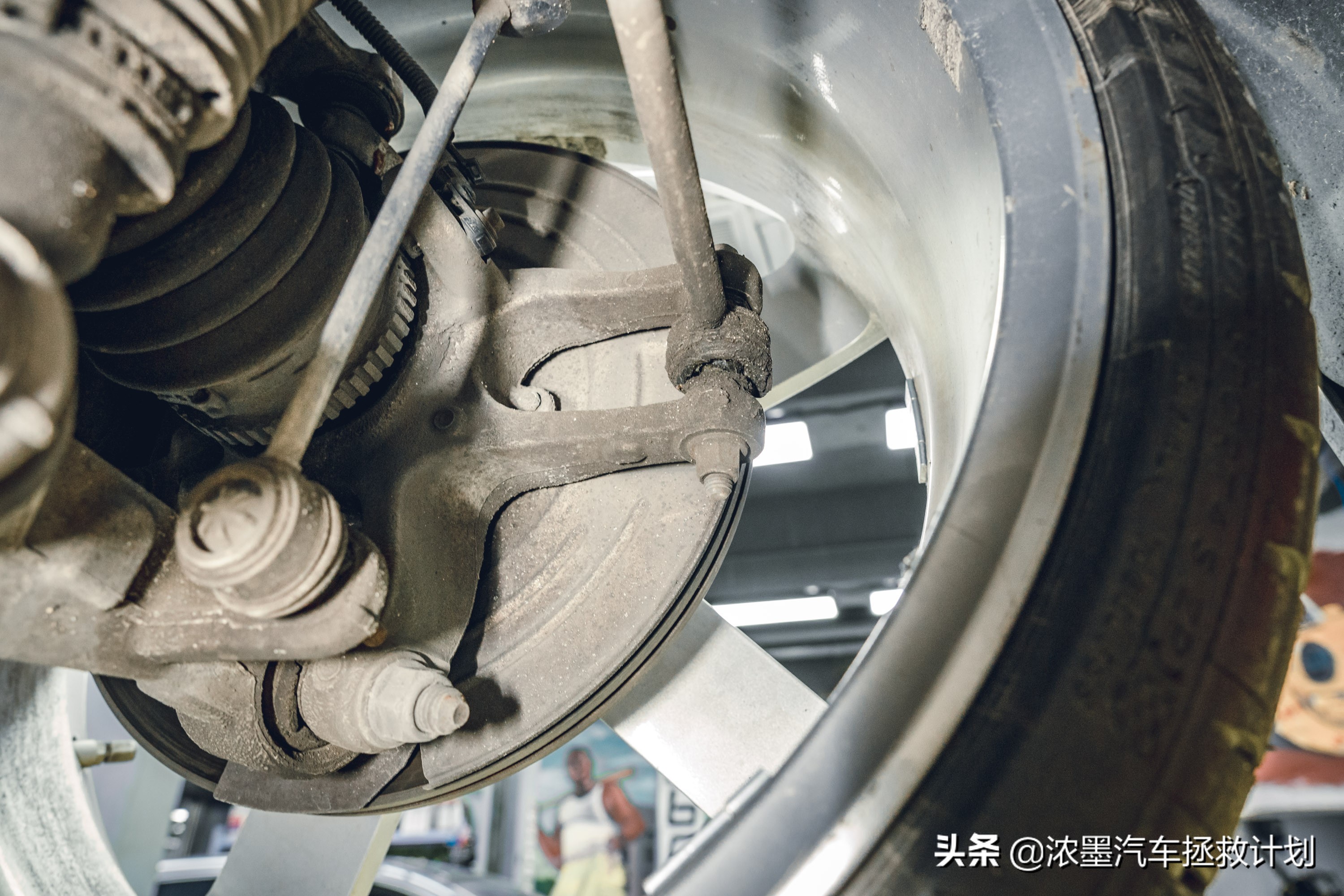 专业维修整备老款捷豹xj系列,老款捷豹xj整备视频