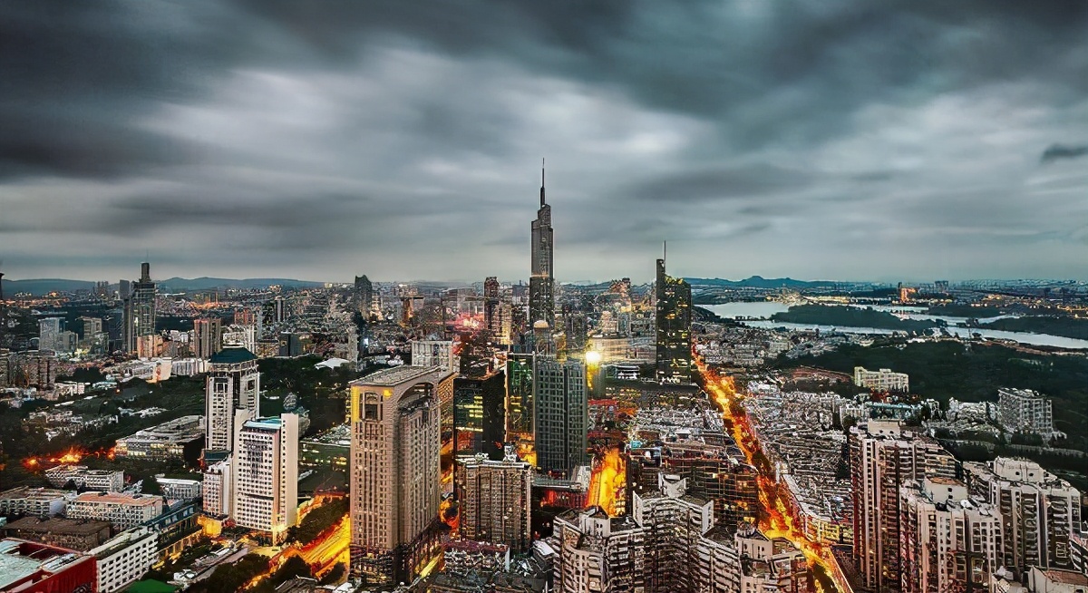 在南京当公务员,在小县城当个公务员怎么样