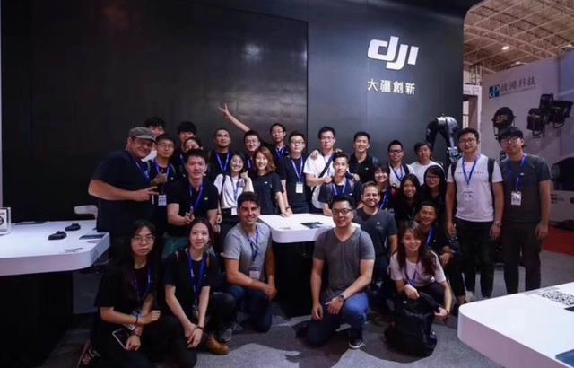 大疆创始人汪滔玩无人机,大疆无人机创始人汪滔本科