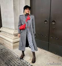 杨幂欧阳娜娜冰淇淋色,杨幂欧阳娜娜戚薇同款