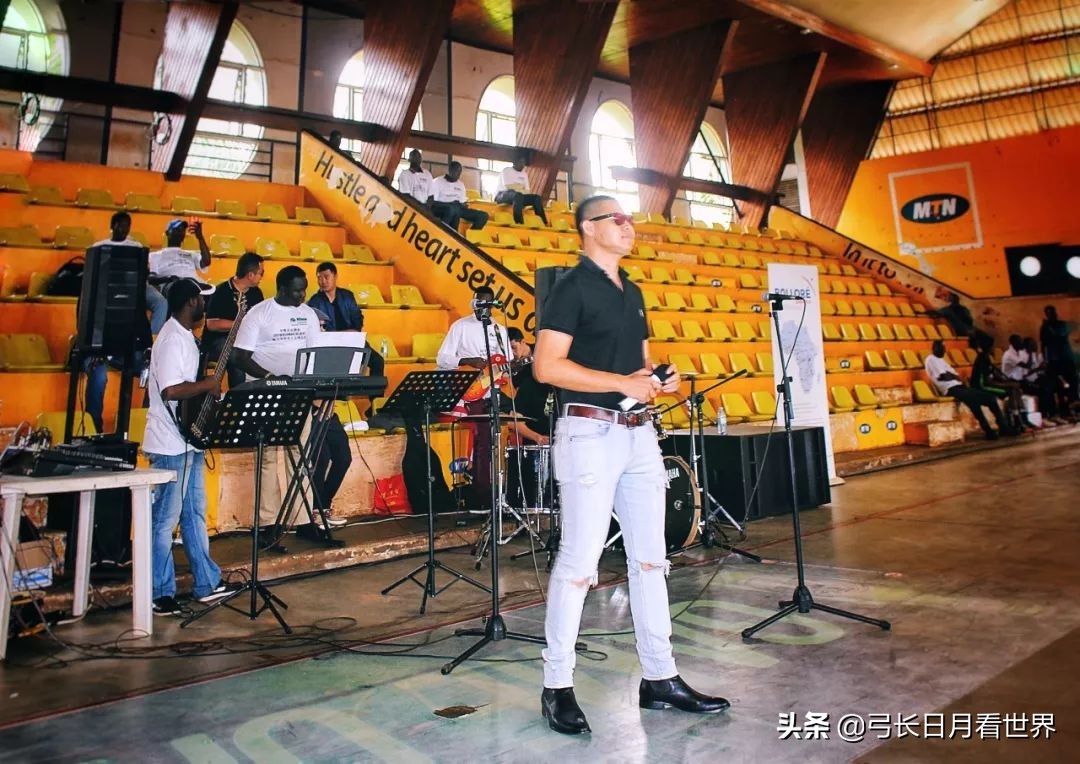 当国歌响起热泪盈眶那一刻,当唱起国歌的那一刻