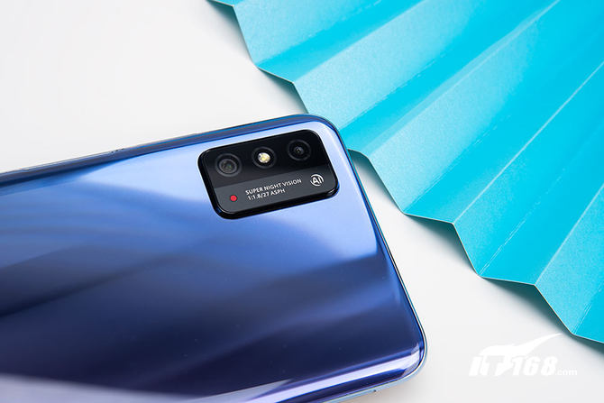 荣耀x10max测评护眼么,荣耀x10max7寸大屏