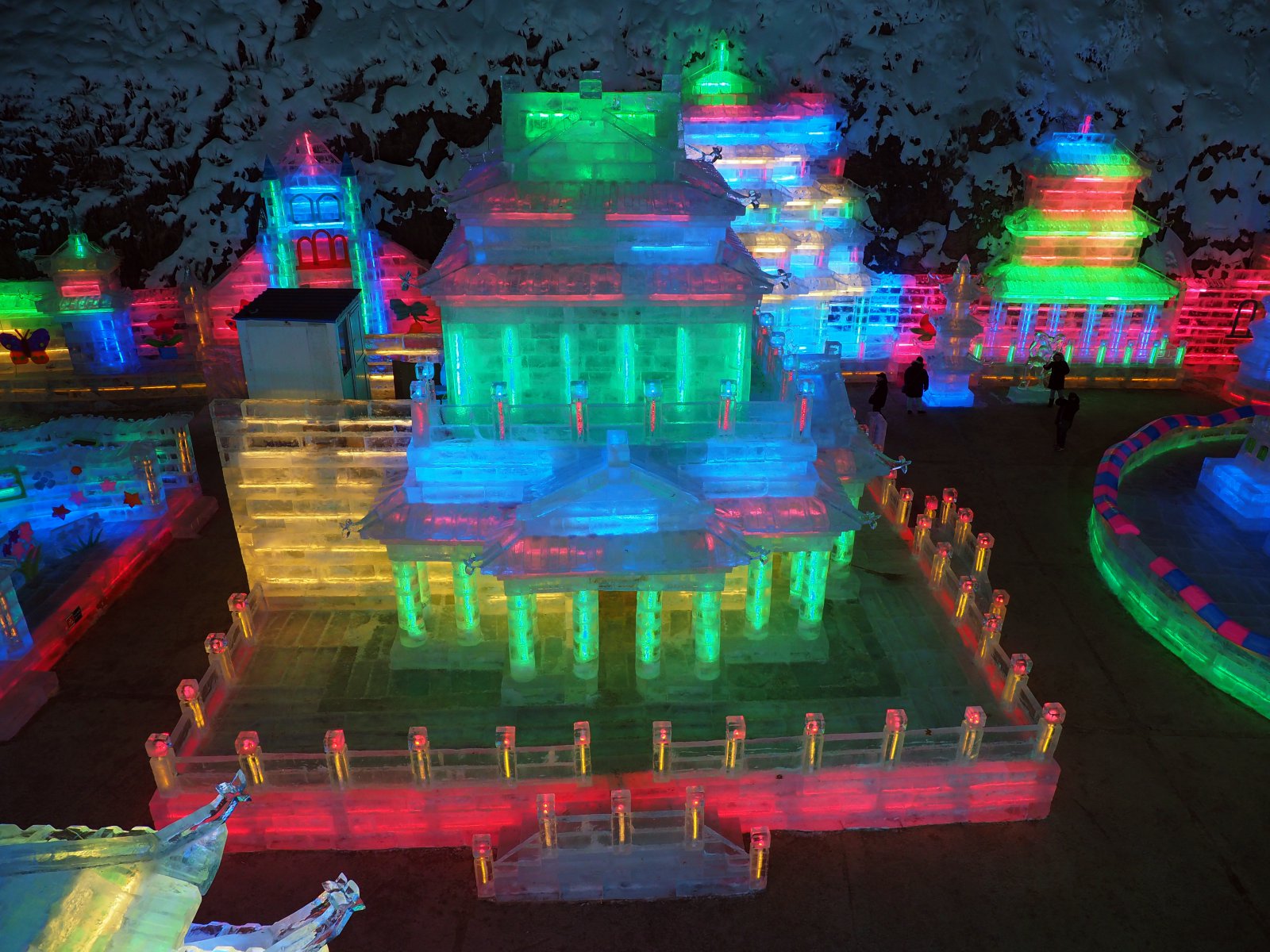 外形复古性能可靠奥林巴斯EM5II相机试用