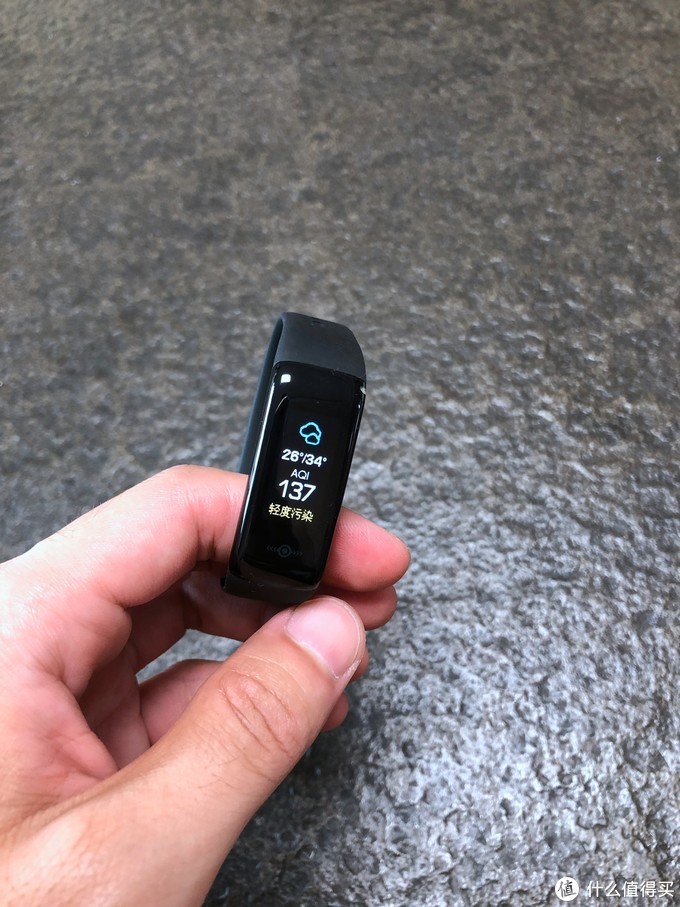 乐心5s手环支持跑步软件,乐心手环5s跟乐心2有什么区别