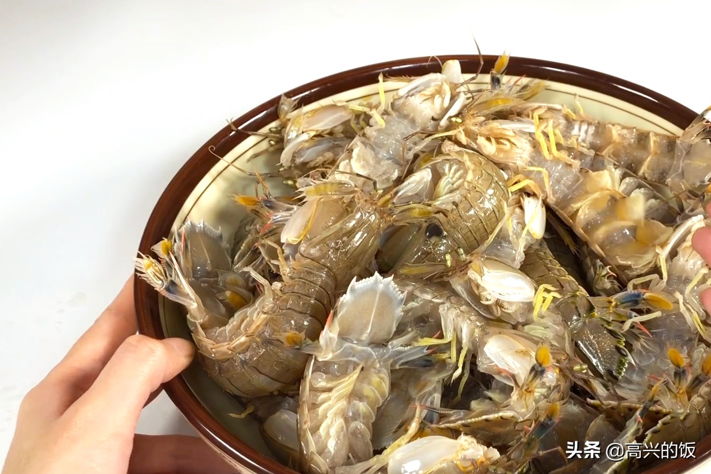 用筷子包皮皮虾怎么剥皮,皮皮虾的正确剥法用筷子