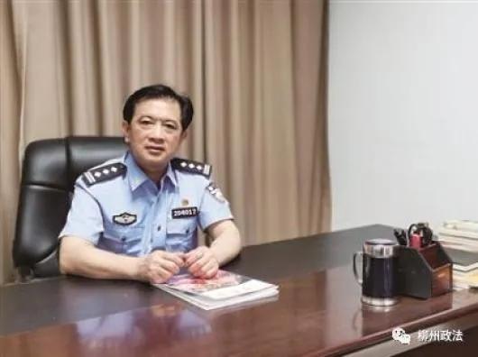 「原炮兵第一师军人」陈振强:临危不惧勇擒恶魔