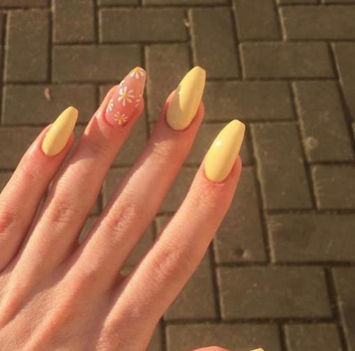 1分钟教会你轻松做7种好看的美甲,美甲基础色彩教学