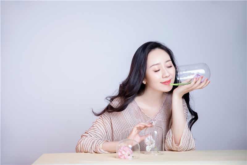 对抗肌肤老化四大护理是什么,抵御衰老玫瑰精华油