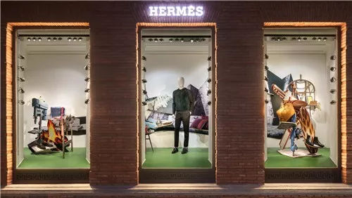 国产运动鞋哪个比较好,现在国产运动鞋哪个比较好