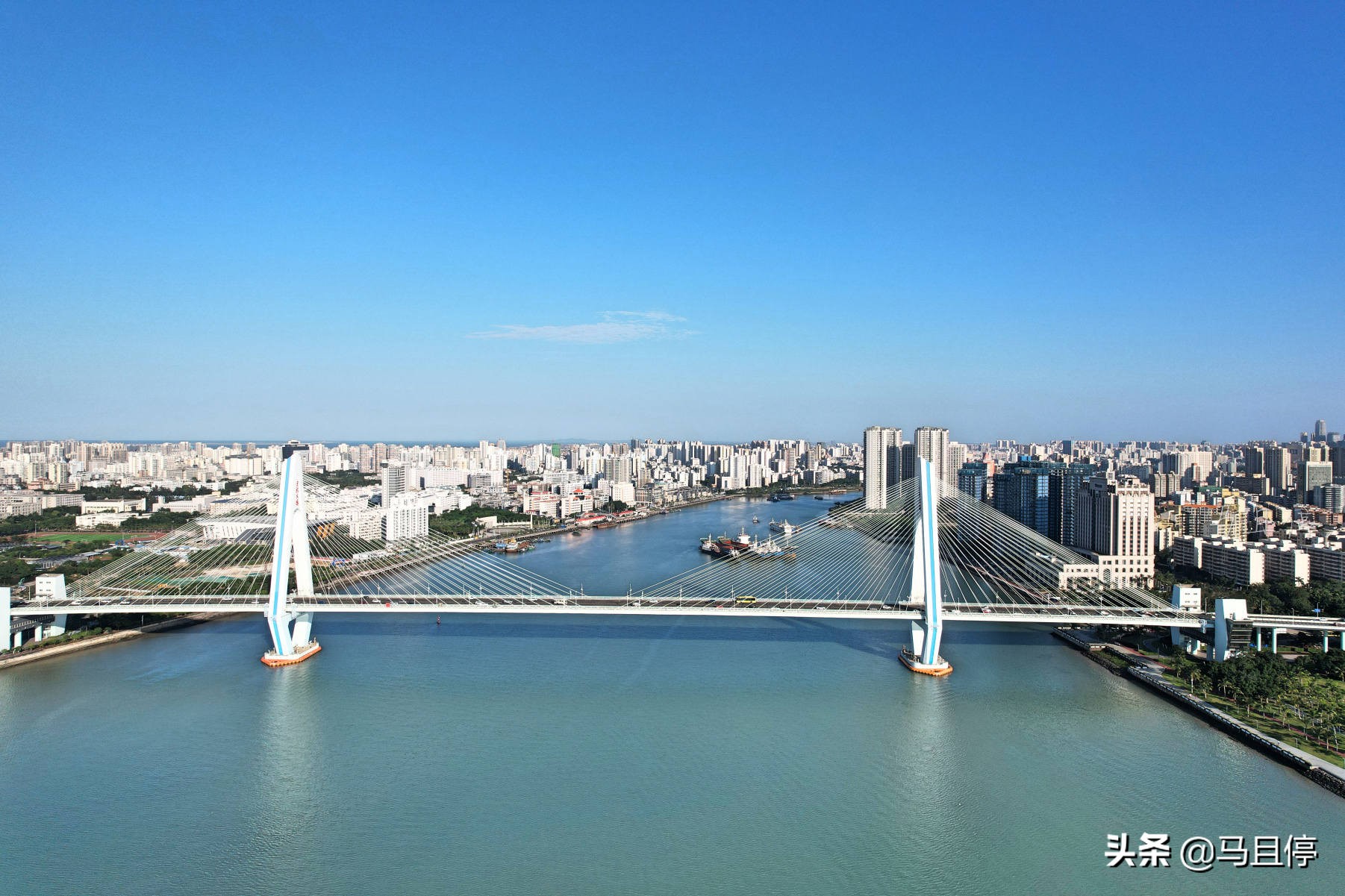 海口云洞图书馆点评,海口云洞图书馆感受