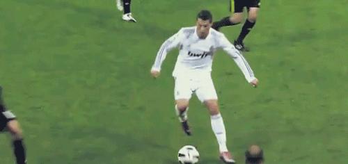 c罗有哪些漂亮进球,c罗带球过人视频