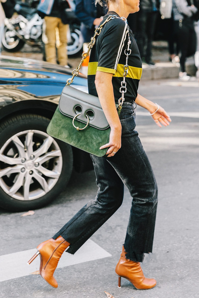 现在很流行的一个链条包,适合春夏的链条包推荐