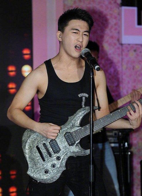 奚梦瑶何猷君求婚戒指,奚梦瑶何猷君求婚戒指盒