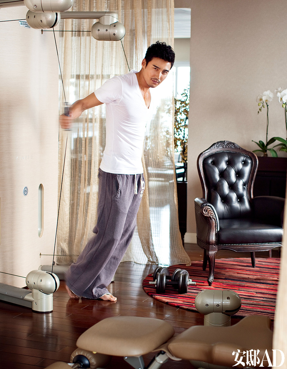 49岁的胡兵现状,胡兵50岁后的生活