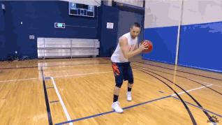 nba2k反向后撤步教学,无解后撤步上下步