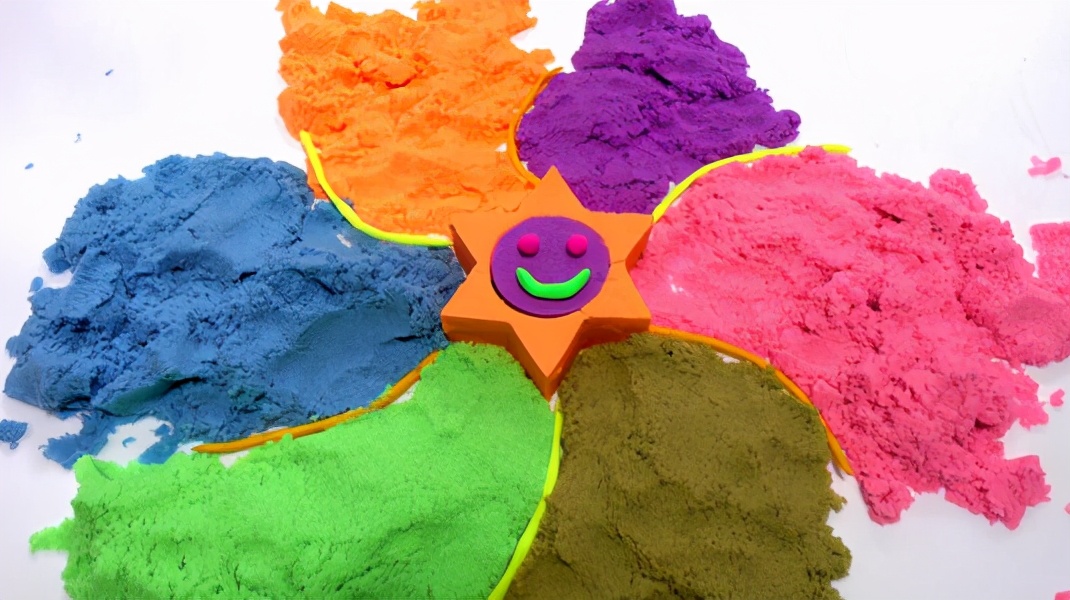 小朋友手上起了小丘疹,小孩手上有小丘疹是怎么回事