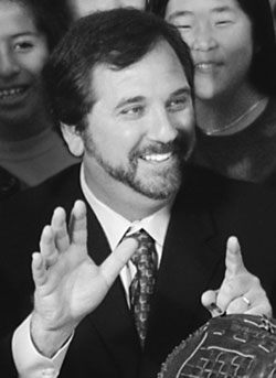 第56号教室的奇迹序言,第56号教室的奇迹谁写的