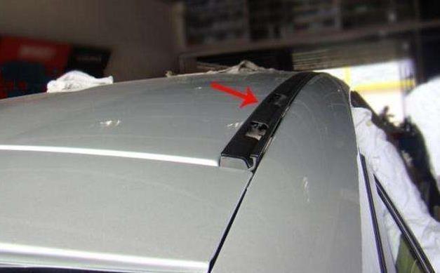 无钥匙车钥匙丢了怎么办,忘记带车钥匙怎么开锁